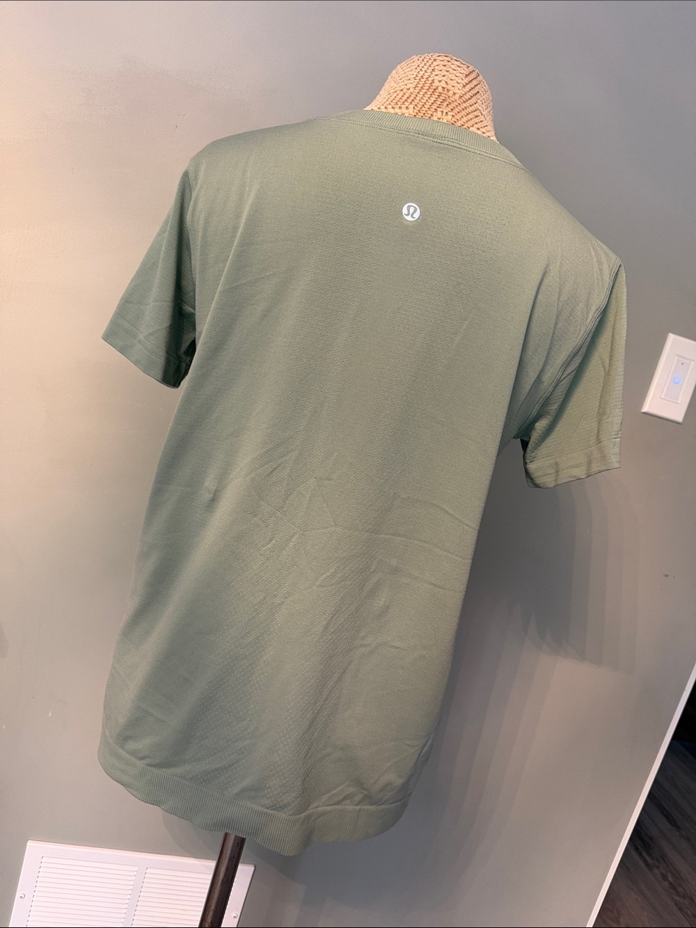 Lululemon Short sleeve Size 8 Top